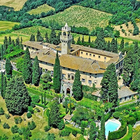 Apartamento Montegufoni Sleeps 4 T241463