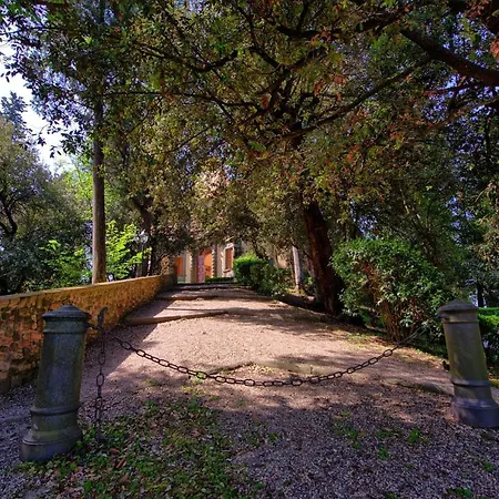 Montegufoni Sleeps 4 T241463