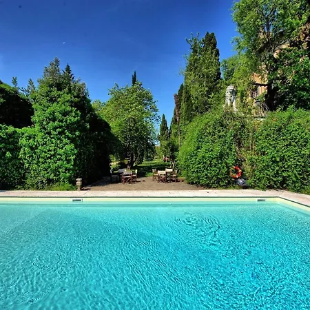Montegufoni Sleeps 4 T241463