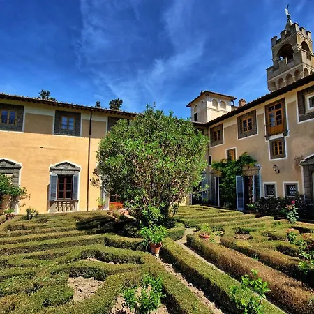 Montegufoni Sleeps 4 T241463 Apartamento *