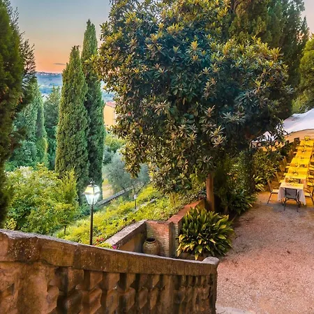 Montegufoni Sleeps 4 T241463 Apartamento *