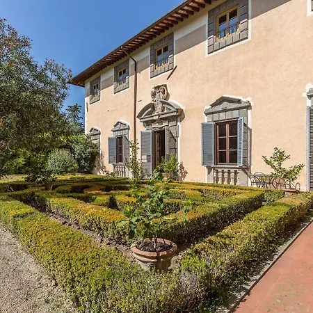 Montegufoni Sleeps 4 T241463 Montagnana Val Di Pesa